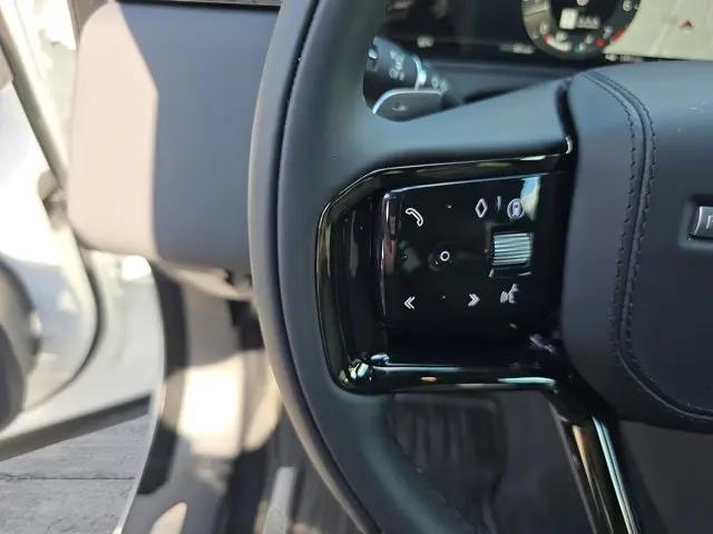 2026 Land Rover Range Rover Velar P250 Dynamic SE