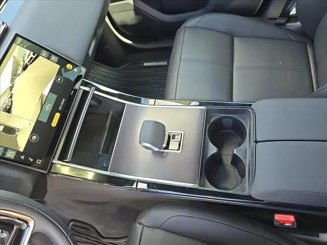 2026 Land Rover Range Rover Velar P250 Dynamic SE