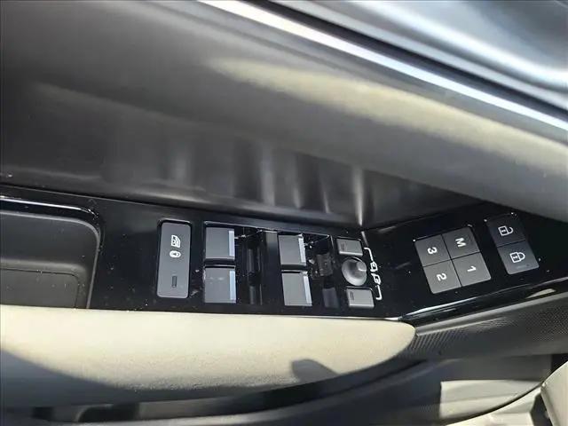 2026 Land Rover Range Rover Velar P250 Dynamic SE