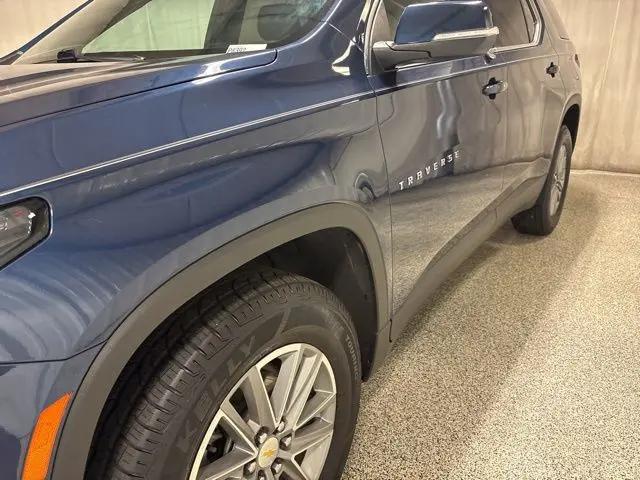 2023 Chevrolet Traverse FWD LT Cloth
