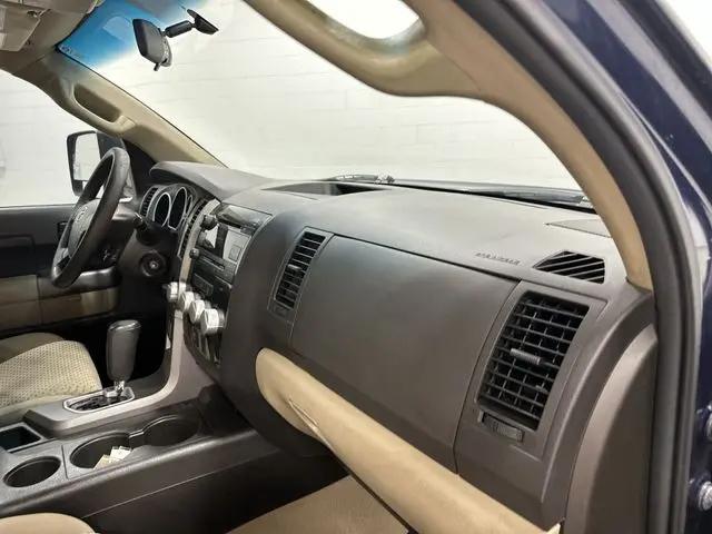 2011 Toyota Tundra Grade 5.7L V8