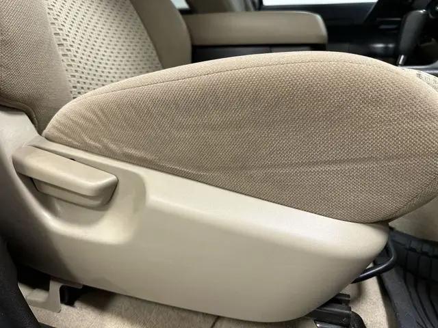 2011 Toyota Tundra Grade 5.7L V8