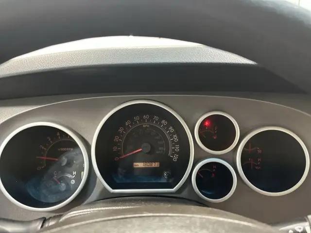 2011 Toyota Tundra Grade 5.7L V8
