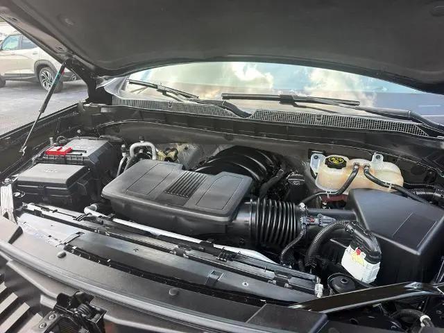 2023 Chevrolet Tahoe 4WD RST