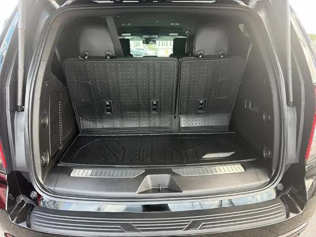 2023 Chevrolet Tahoe 4WD RST