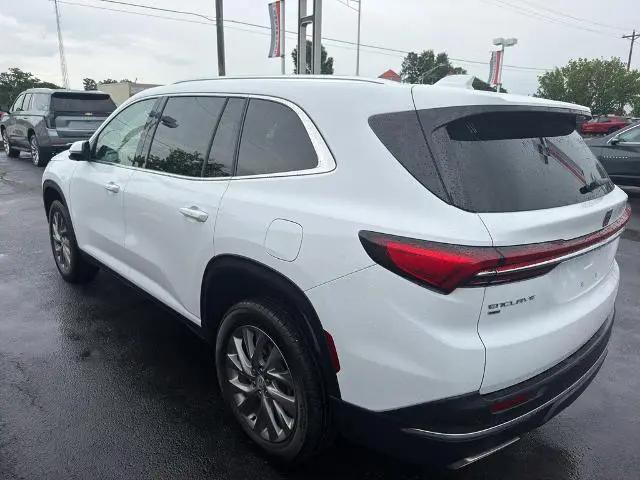2025 Buick Enclave Preferred FWD
