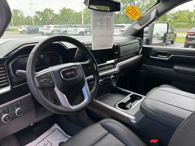 2025 GMC Sierra 2500HD 4WD Crew Cab Long Bed SLTv