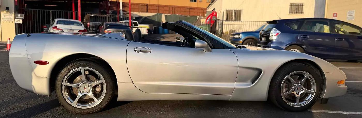 2001 Chevrolet Corvette Base