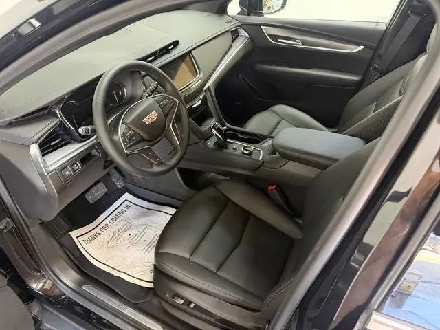2025 Cadillac XT5 FWD Luxury