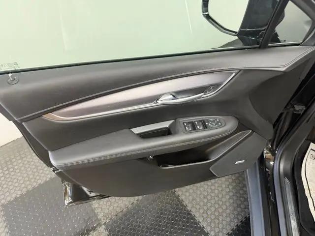 2025 Cadillac XT5 FWD Luxury