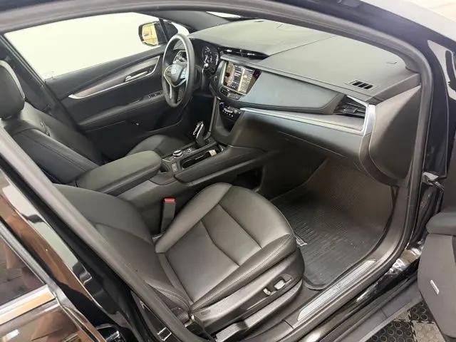 2025 Cadillac XT5 FWD Luxury