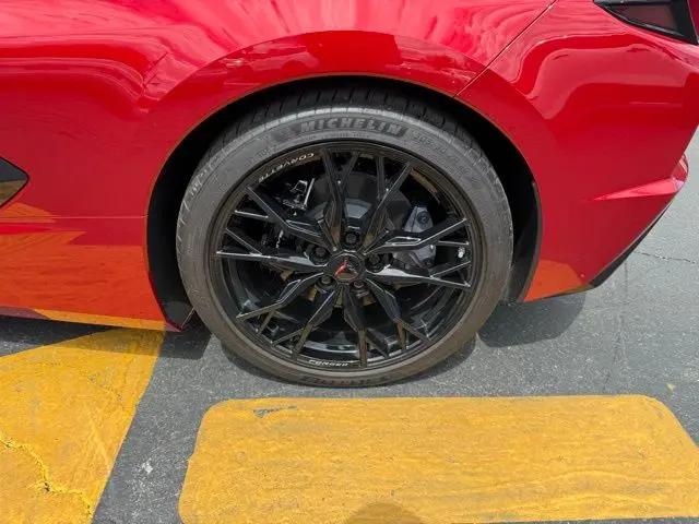 2024 Chevrolet Corvette Stingray RWD Convertible 2LT