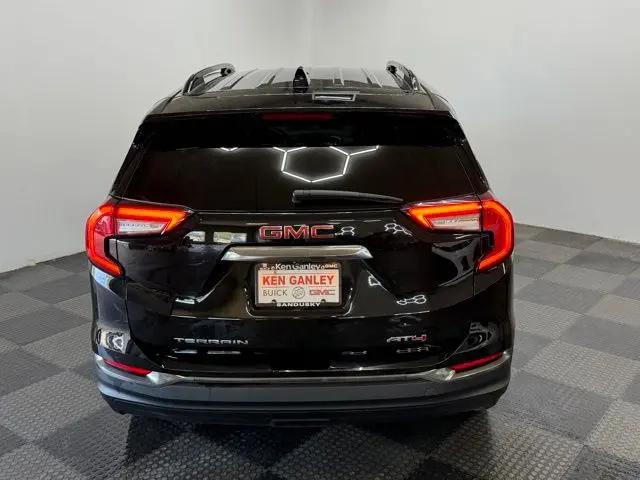 2022 GMC Terrain AWD AT4
