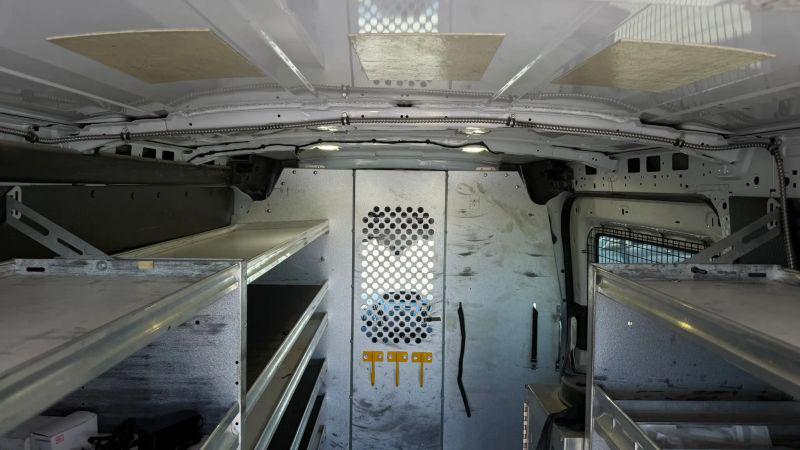 2017 Ford Transit Medium Roof w/Sliding Side Door w/LWB
