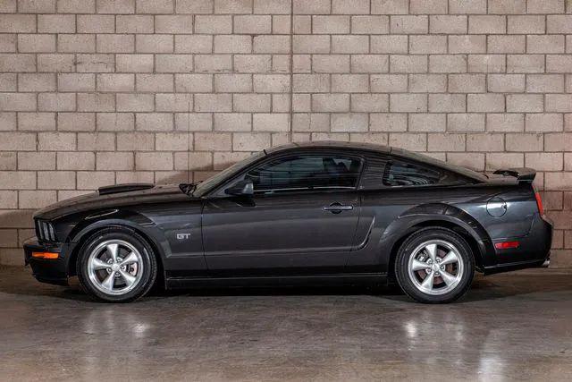 2008 Ford Mustang GT Deluxe