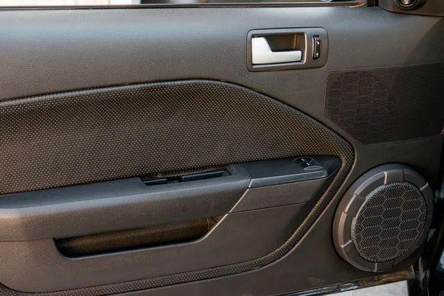 2008 Ford Mustang GT Deluxe