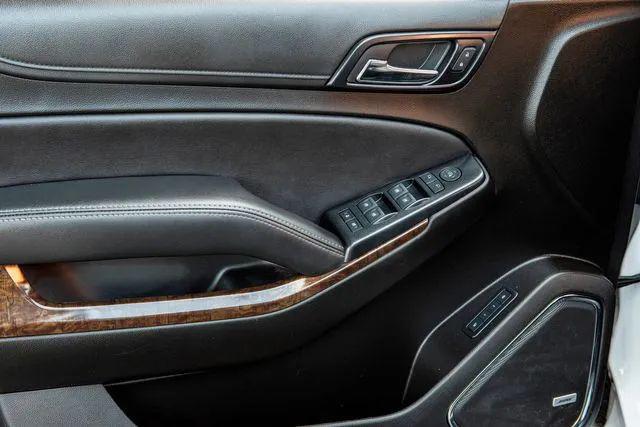 2020 Chevrolet Suburban 4WD LT