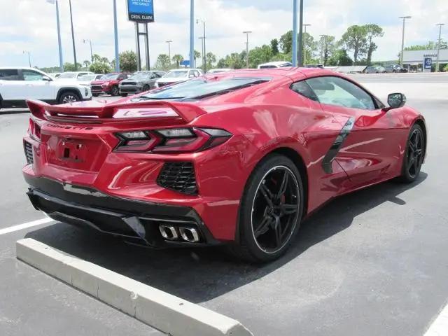 2021 Chevrolet Corvette Stingray RWD Coupe 2LT