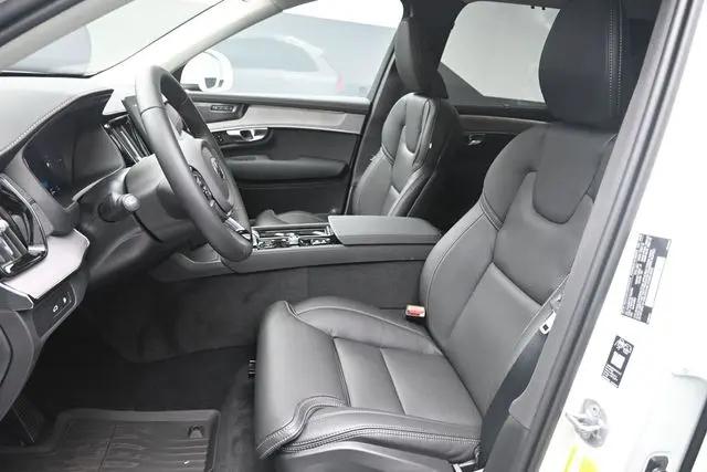 2026 Volvo XC90 Plug-In Hybrid Ultra, T8 AWD, Electric/Gasoline, Bright, 7 Seats