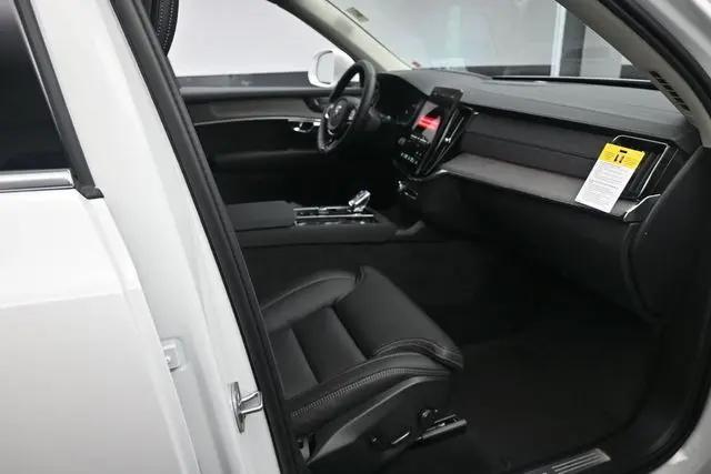 2026 Volvo XC90 Plug-In Hybrid Ultra, T8 AWD, Electric/Gasoline, Bright, 7 Seats