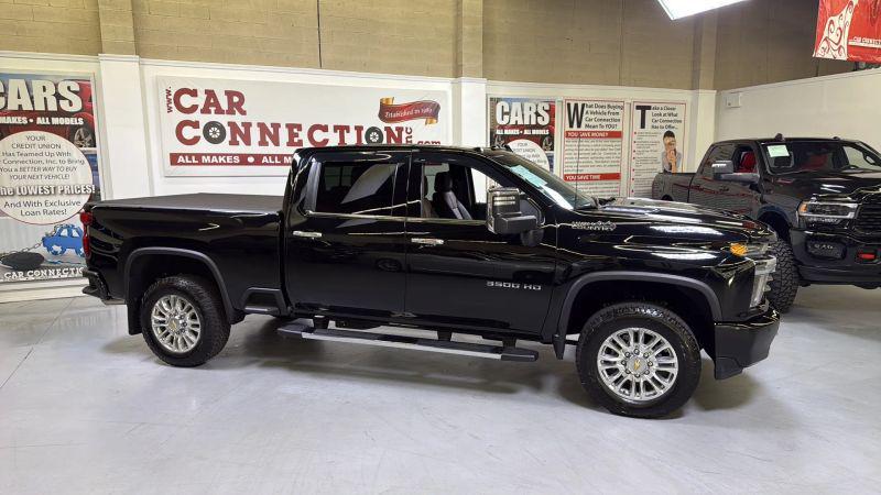 2023 Chevrolet Silverado 3500HD 4WD Crew Cab Standard Bed High Country