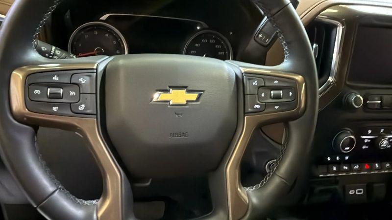 2023 Chevrolet Silverado 3500HD 4WD Crew Cab Standard Bed High Country