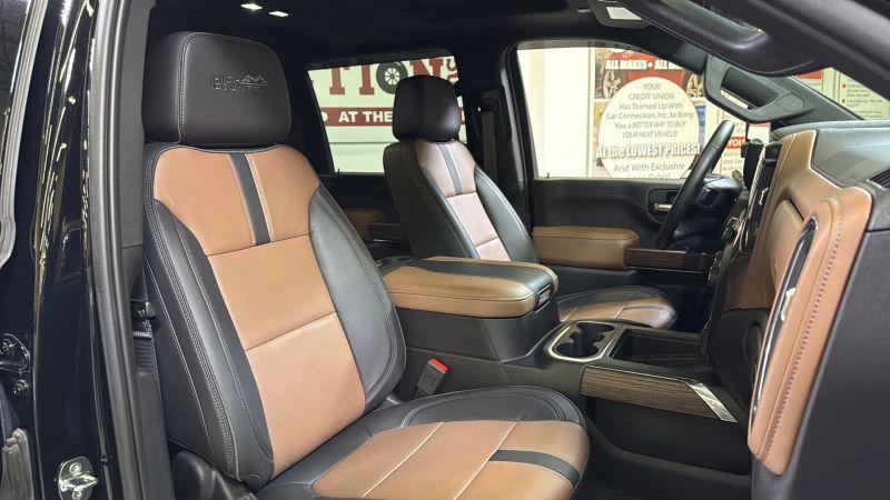 2023 Chevrolet Silverado 3500HD 4WD Crew Cab Standard Bed High Country
