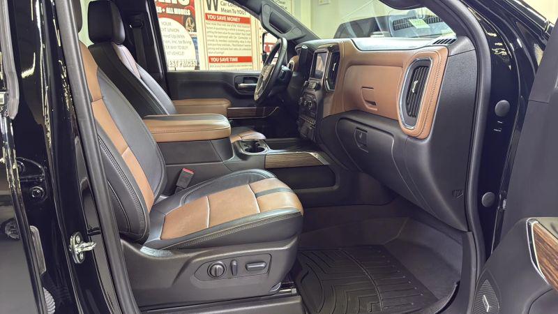 2023 Chevrolet Silverado 3500HD 4WD Crew Cab Standard Bed High Country