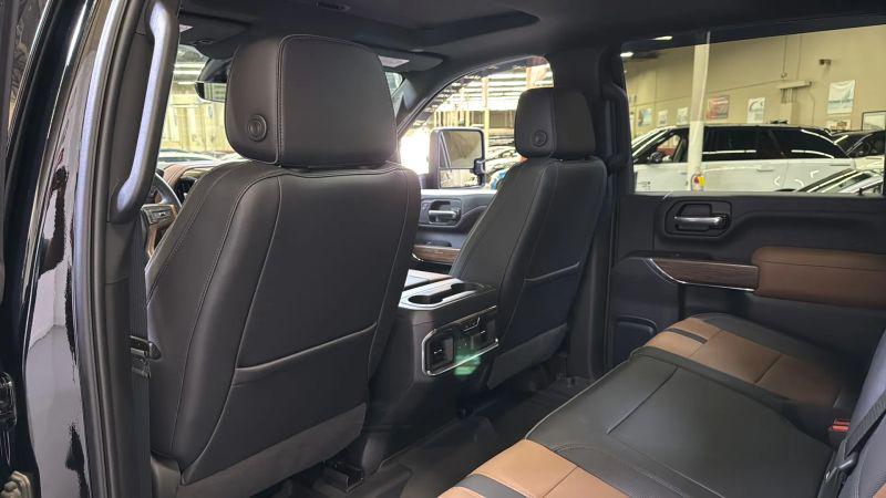 2023 Chevrolet Silverado 3500HD 4WD Crew Cab Standard Bed High Country