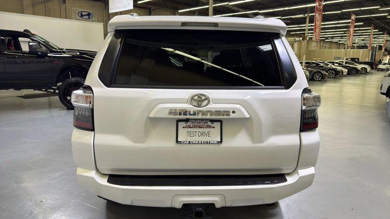 2018 Toyota 4Runner SR5
