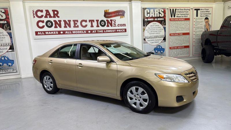 2011 Toyota Camry LE
