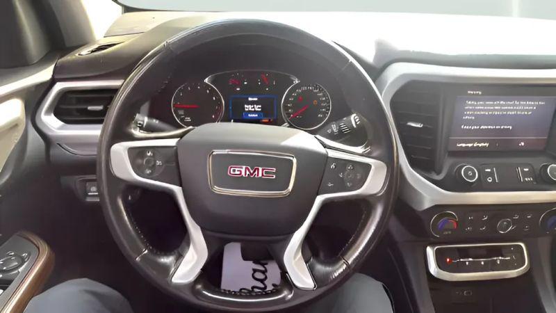 2020 GMC Acadia SLE