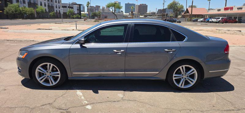 2013 Volkswagen Passat 2.0L TDI SEL Premium