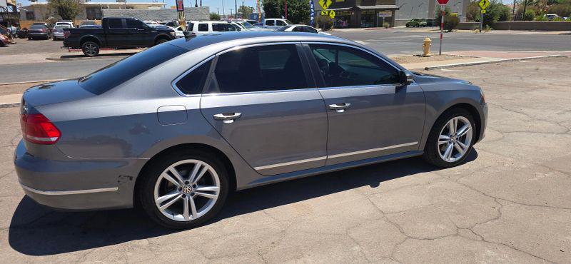2013 Volkswagen Passat 2.0L TDI SEL Premium