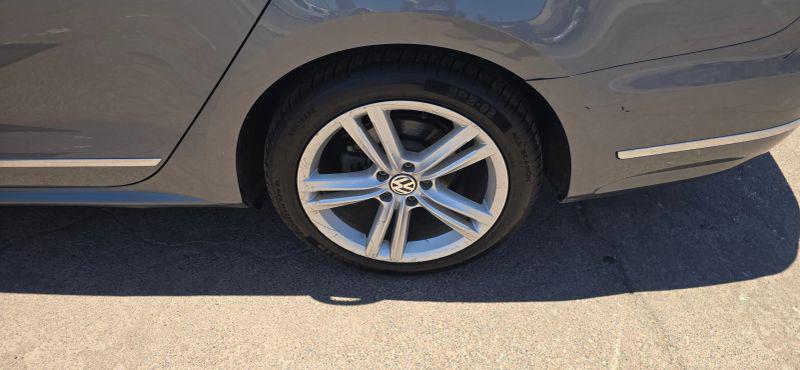 2013 Volkswagen Passat 2.0L TDI SEL Premium