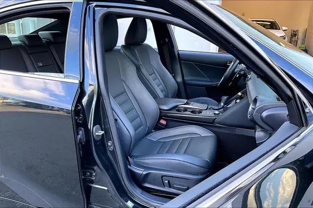 2023 Lexus IS 350 F SPORT