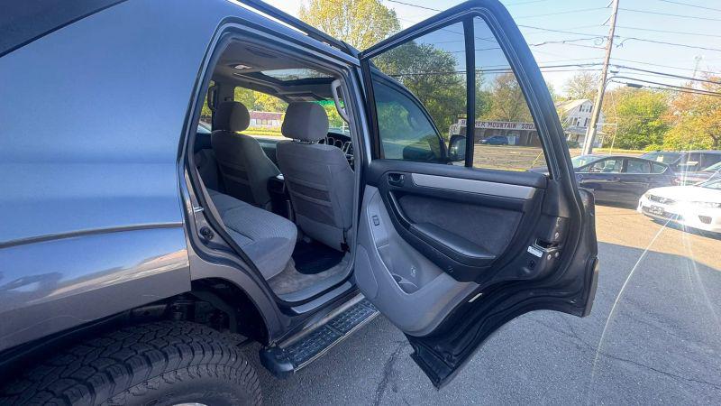2005 Toyota 4Runner SR5 V6