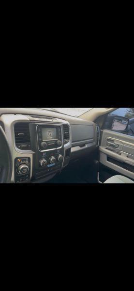 2019 Ram 1500 Classic SLT Crew Cab 4x4 6'4" Box