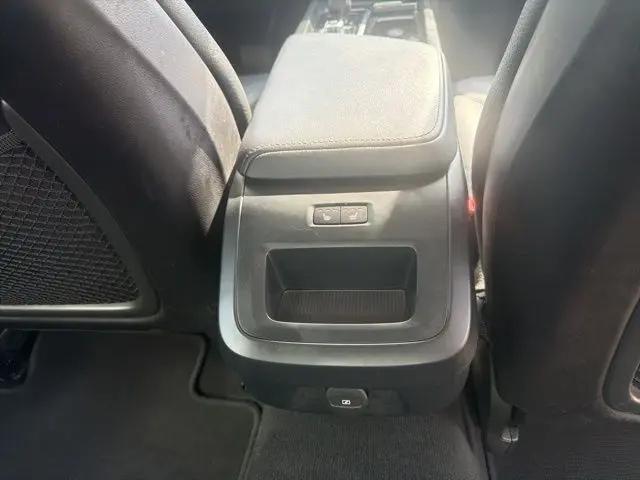 2024 Volvo S60 B5 Plus Dark Theme