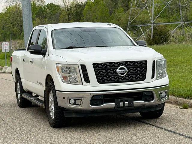2019 Nissan Titan SV