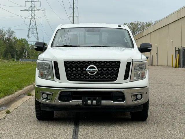 2019 Nissan Titan SV