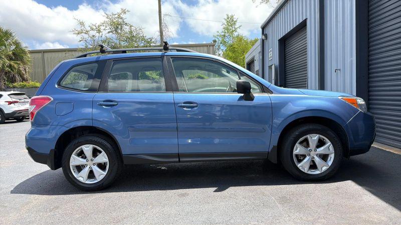 2016 Subaru Forester 2.5i