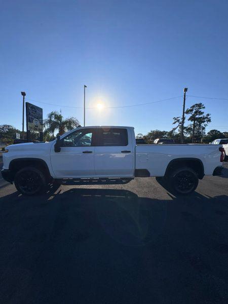 2025 Chevrolet Silverado 2500HD Custom