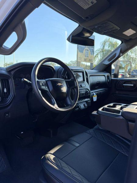 2025 Chevrolet Silverado 2500HD Custom
