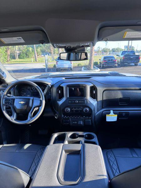 2025 Chevrolet Silverado 2500HD Custom