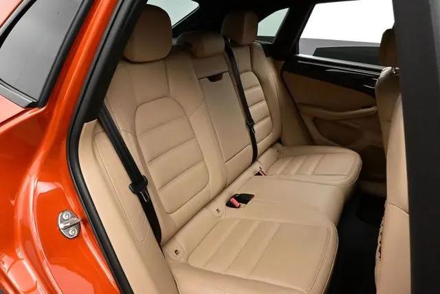2023 Porsche Macan S