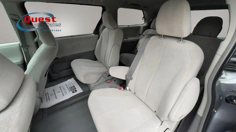 2011 Toyota Sienna LE V6