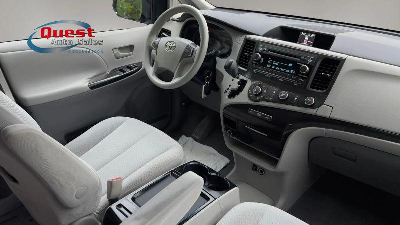 2011 Toyota Sienna LE V6