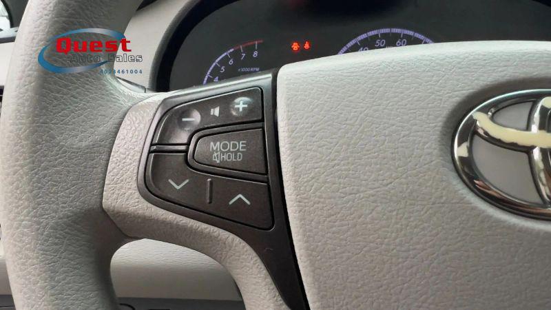 2011 Toyota Sienna LE V6