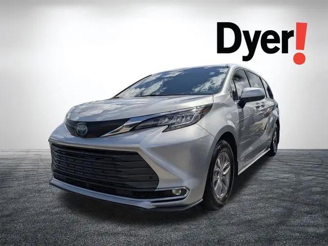 2021 Toyota Sienna XLE